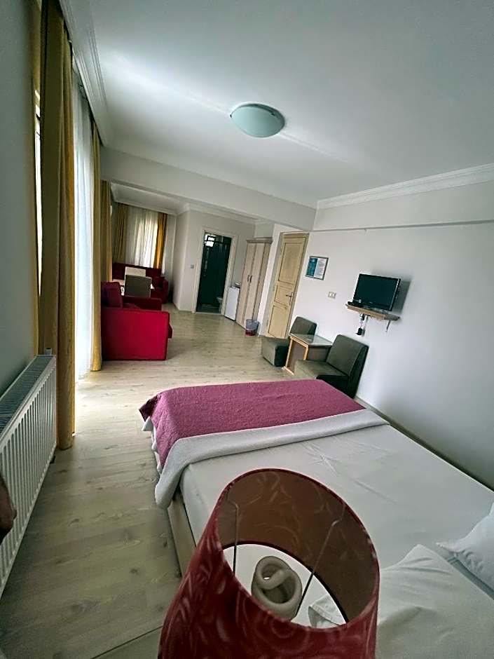 Melaike Hotel