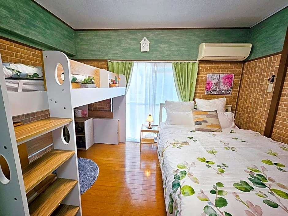 703 Family room Near Kiowa station walk 1min