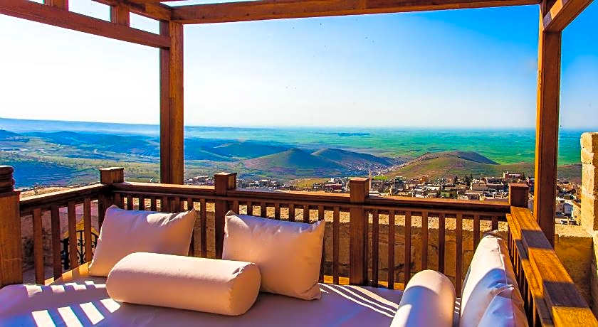 Mardius Tarihi Konak