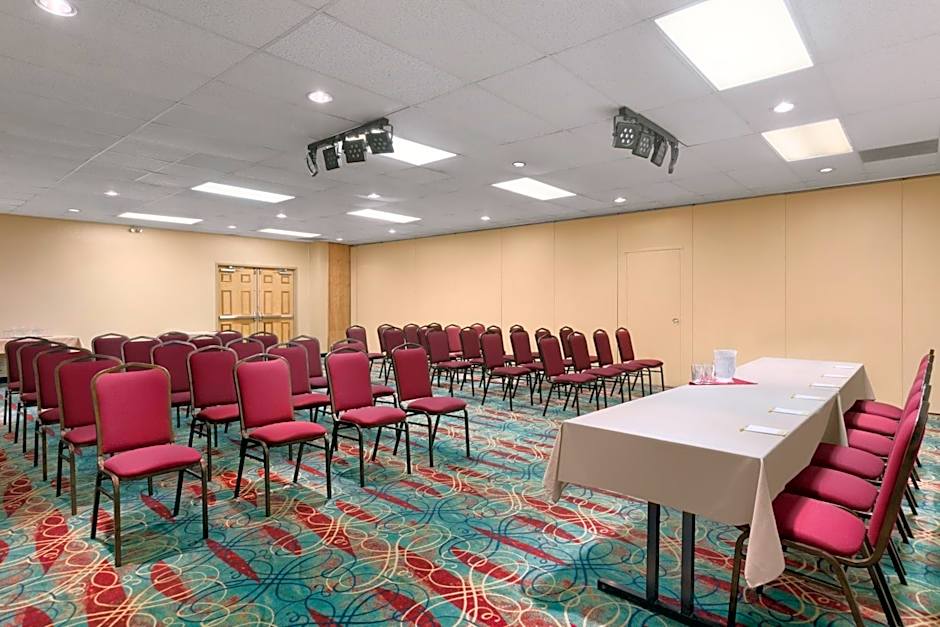 Days Inn by Wyndham Stephenville