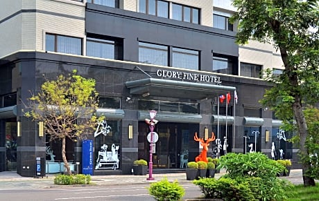 Golden Tulip Glory Fine Hotel