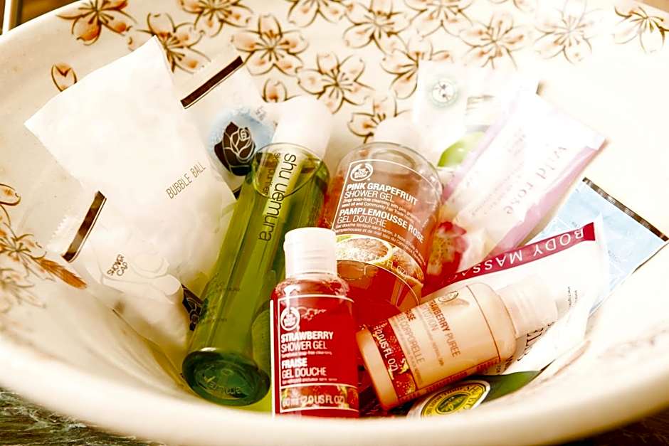 Hotel Lotus Otsu (Adult Only)