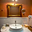 Casa Moazzo Suites and Apartments