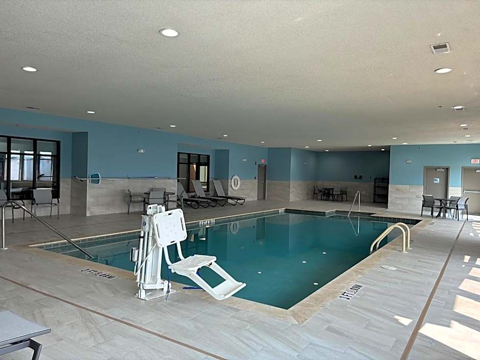 Holiday Inn Express Hotel and Suites Saint Robert By IHG