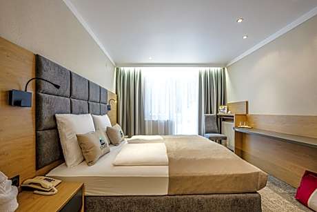 Happiness Double Room