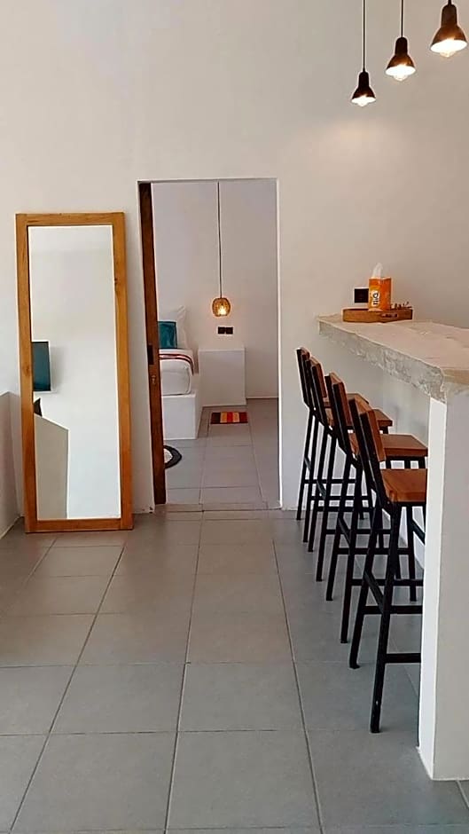 Villa Green House A tropical central 2-BR villa