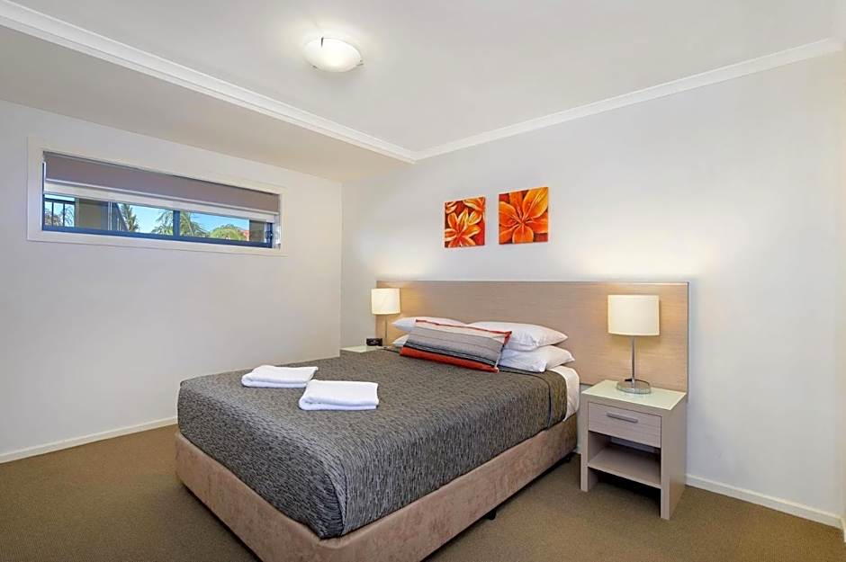 South Pacific Apartments Port Macquarie
