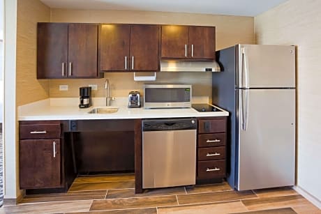 1King Hearing Accessible Suite Nonsmoking