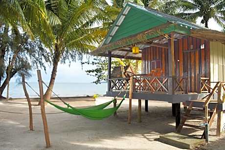Palm Beach Bungalow Resort
