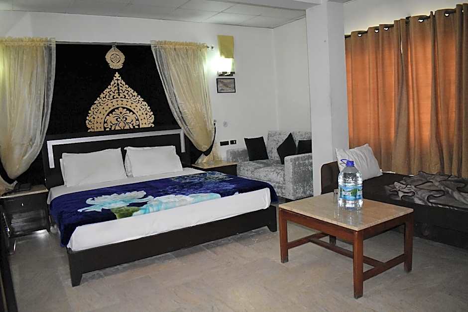 Gillanis Hotel Murree – Murree, IN