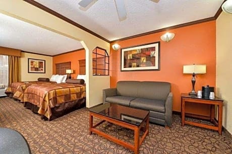 Queen Suite with Two Queen Beds with Sofa Bed