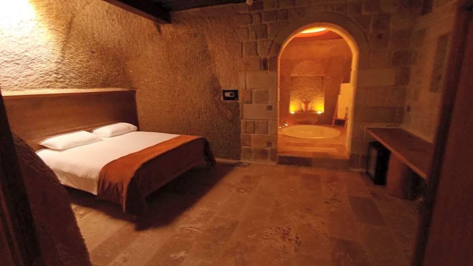EVANTHIA CAVE SUITES