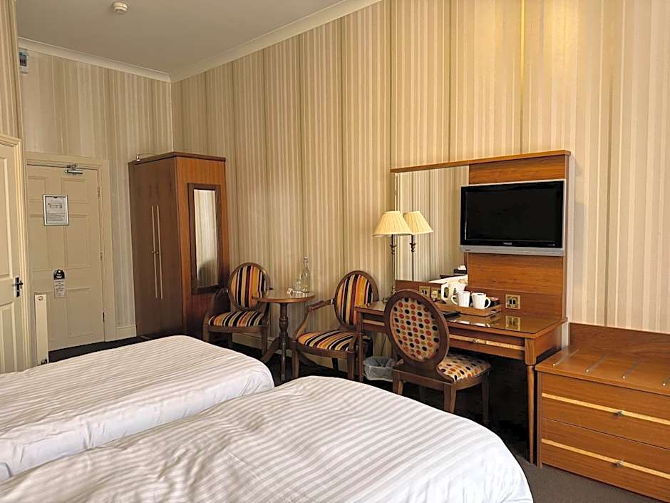 Tre-Ysgawen Hall & Spa