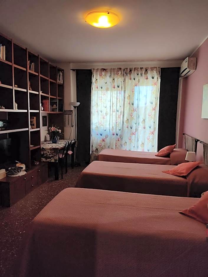 Cosmopolitan B&B