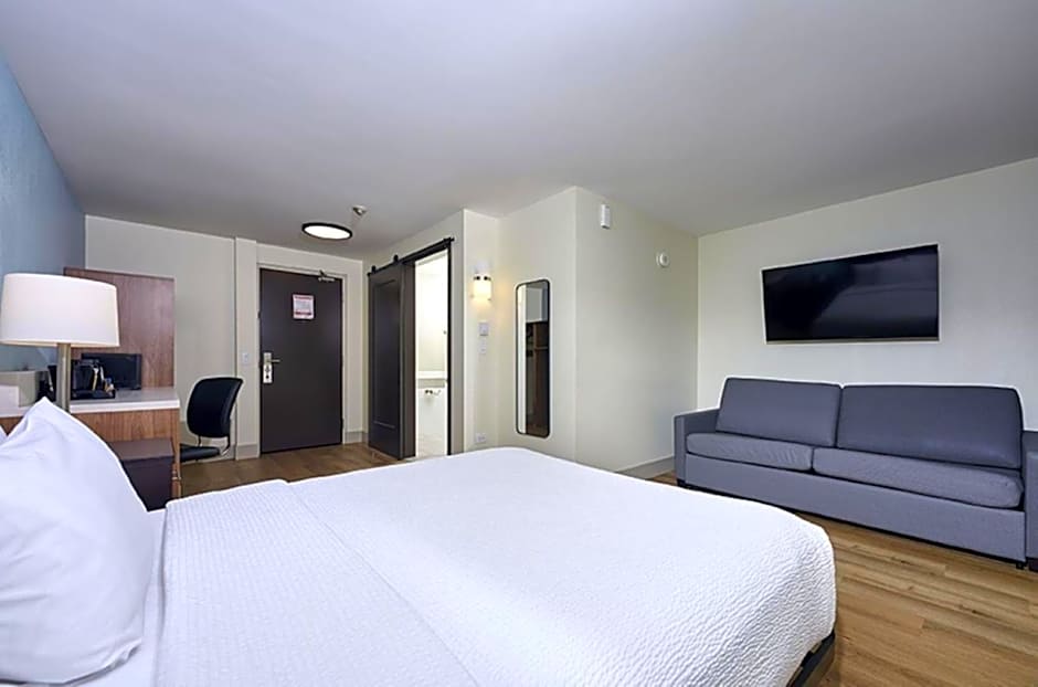 Canad Inns Destination Centre Windsor Park