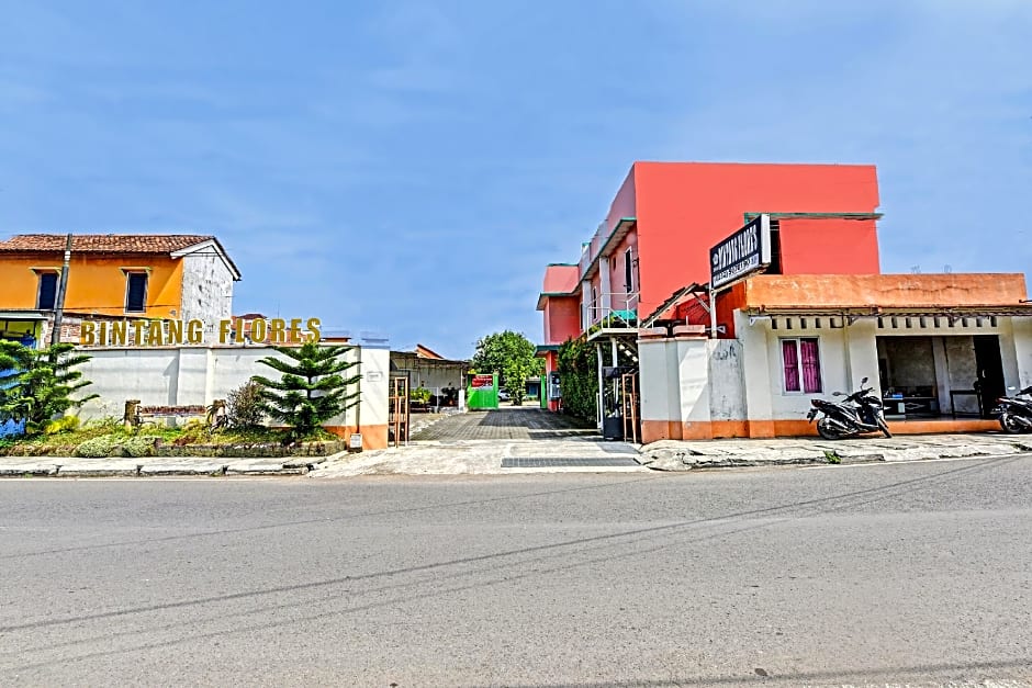 SPOT ON 91376 Hotel Bintang Flores