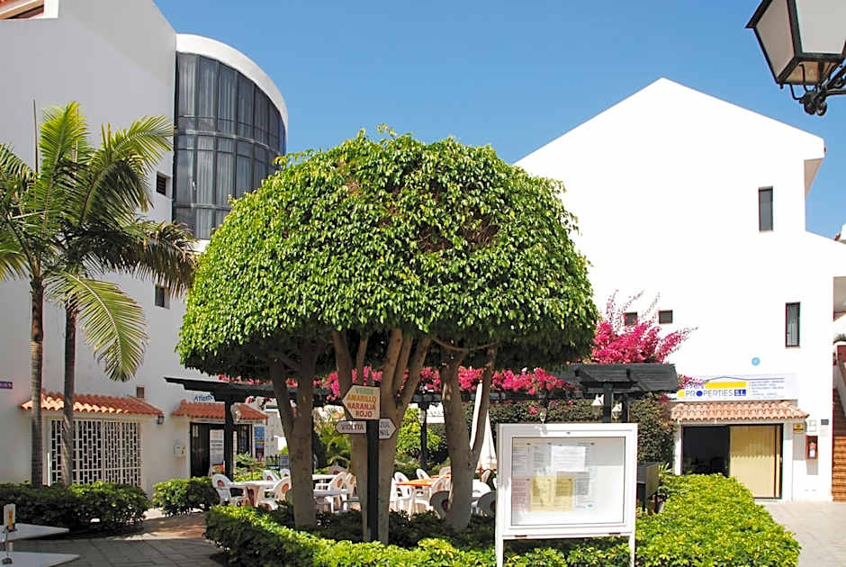 Apartamentos Hg Cristian Sur