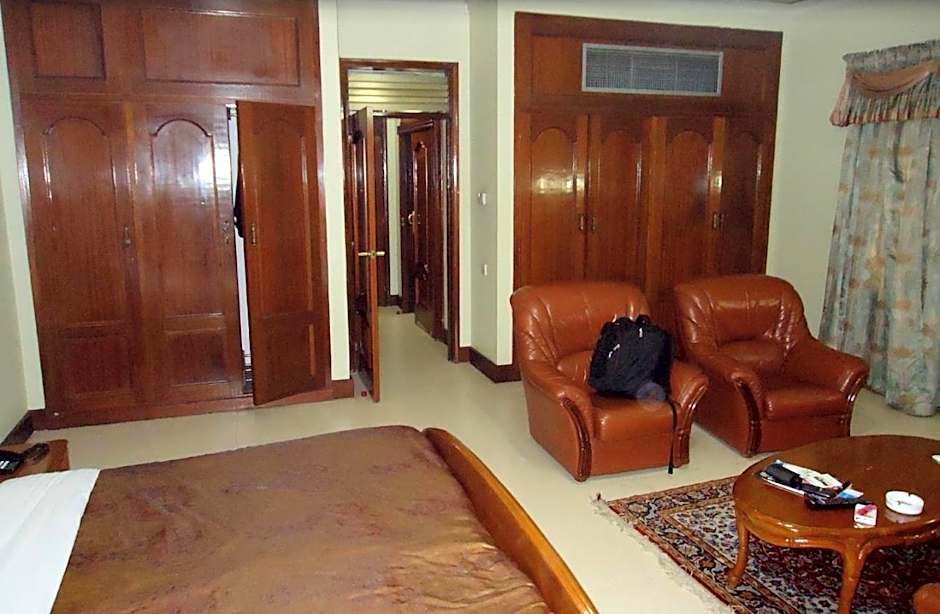 Grand Imperial Hotel