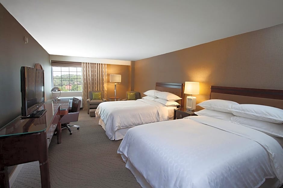 Sheraton Pittsburgh Airport Hotel