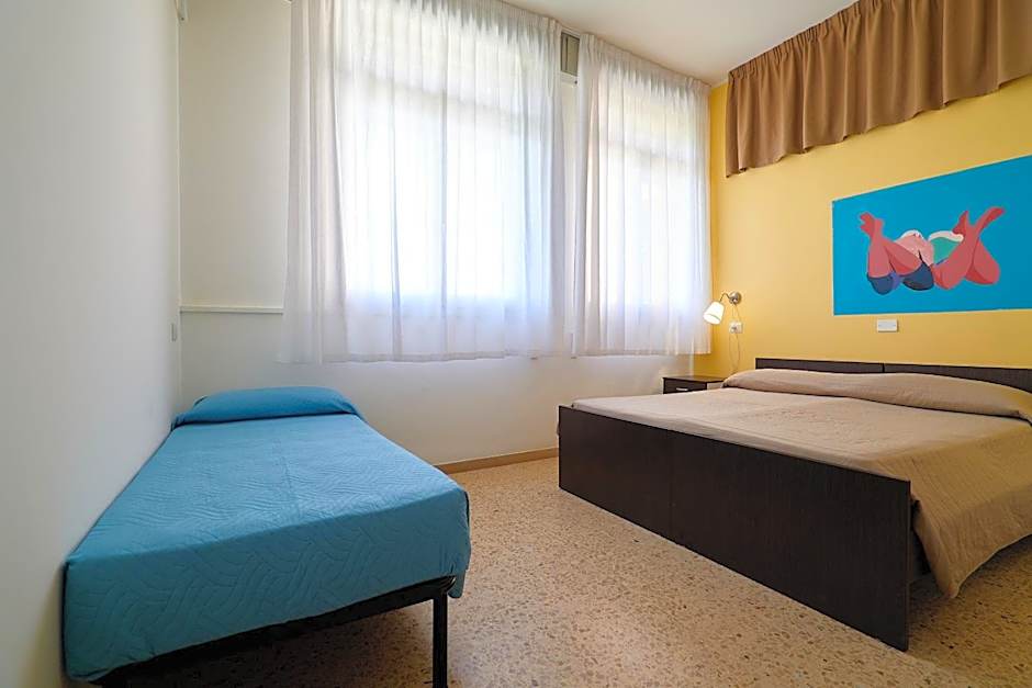 Soleē, Family Holidays & Hostelling