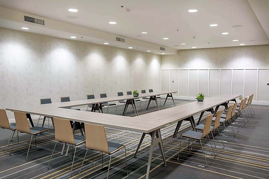 Westdrift Manhattan Beach, Autograph Collection by Marriott