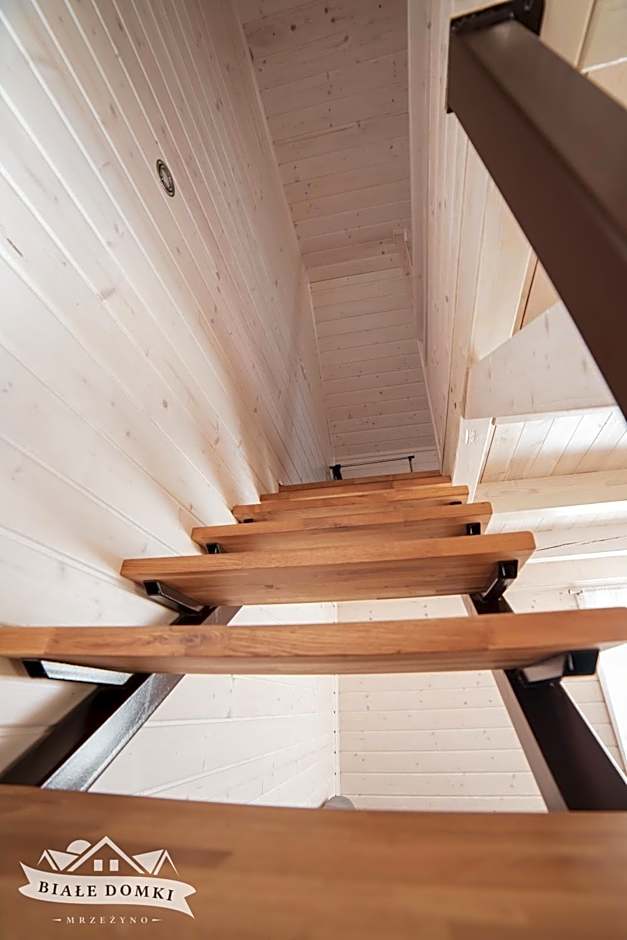 Białe Domki Mrzeżyno