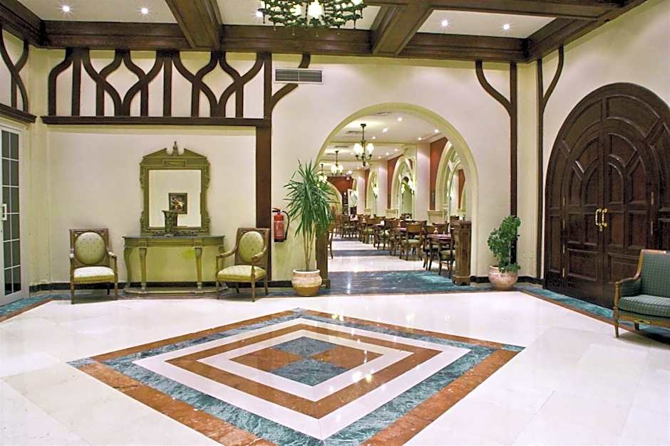 Helnan Auberge Fayoum