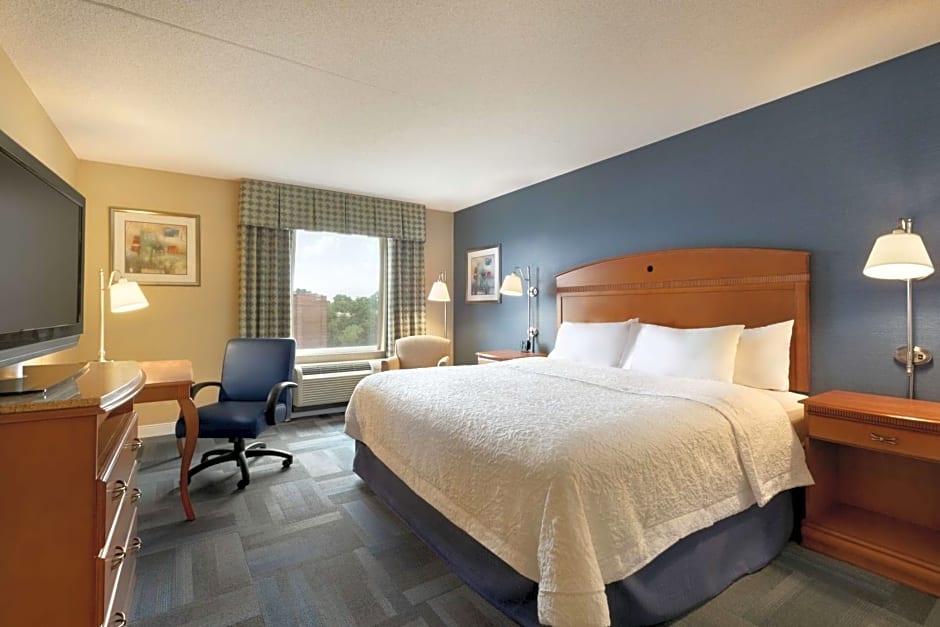 Hampton Inn By Hilton New York - Laguardia Airport