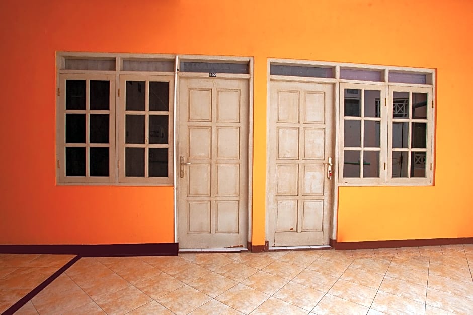 SPOT ON 2697 Homy House