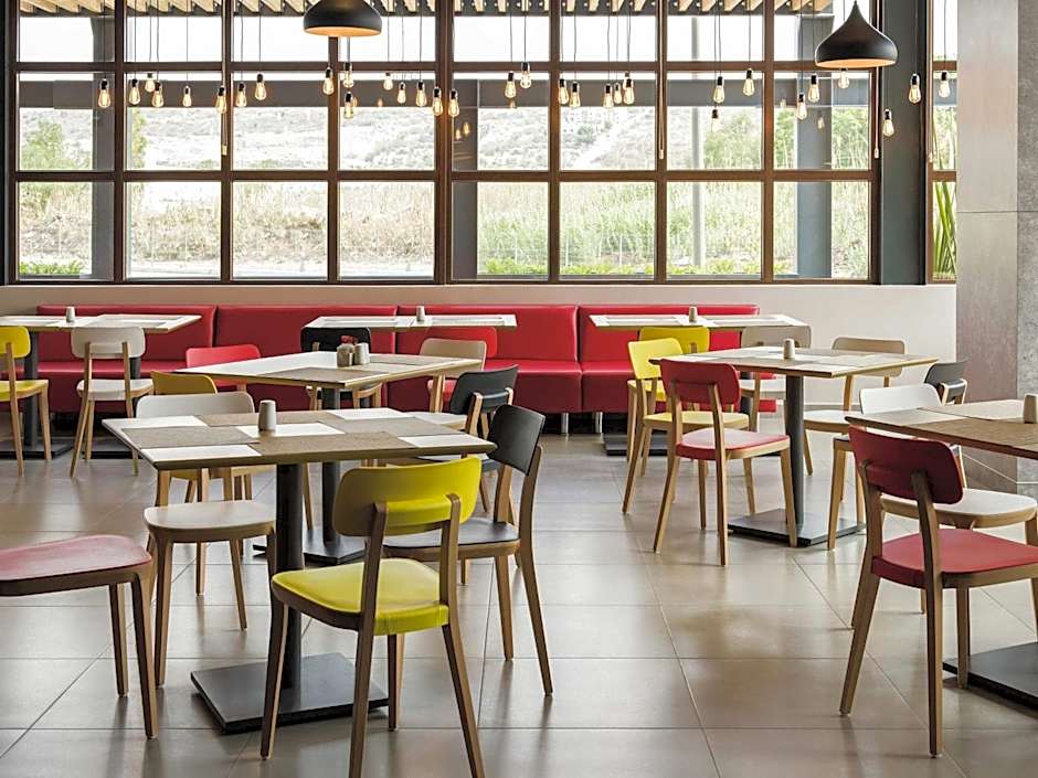 ibis Irapuato
