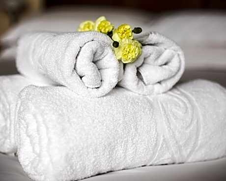 Double Room with Private External Bathroom