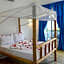 AROYA Boutique Hotel