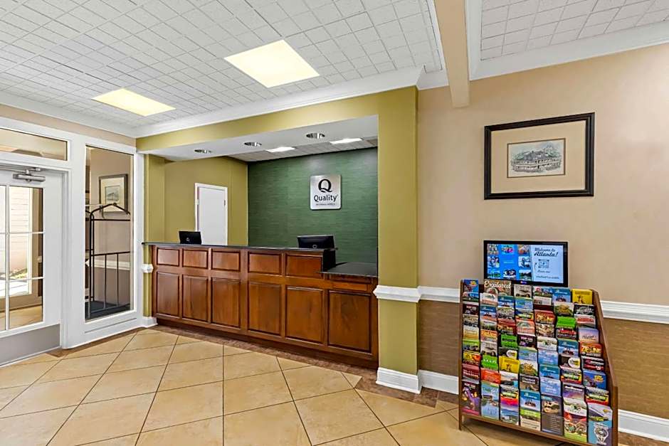 Quality Inn Fayetteville Near Historic Downtown Square