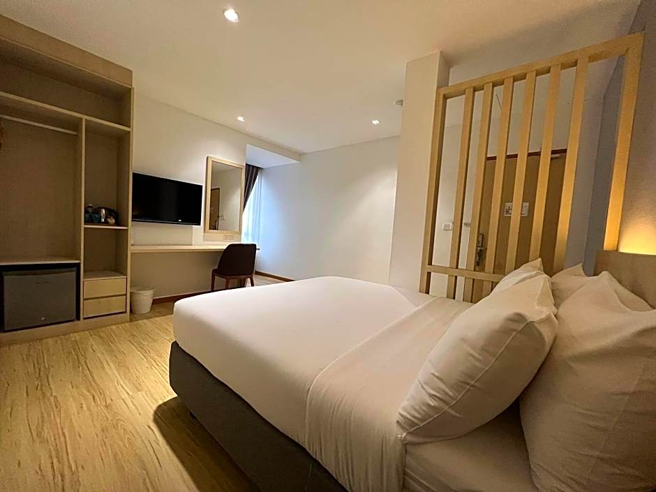 MIYABI HOTEL PERMAS