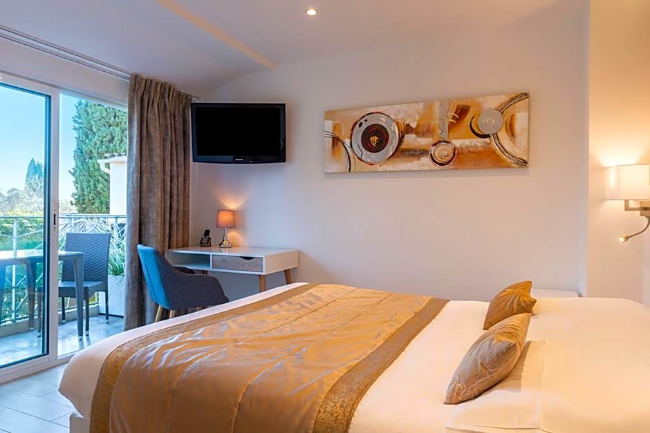 Photo 1 of 7 of Junior Suite