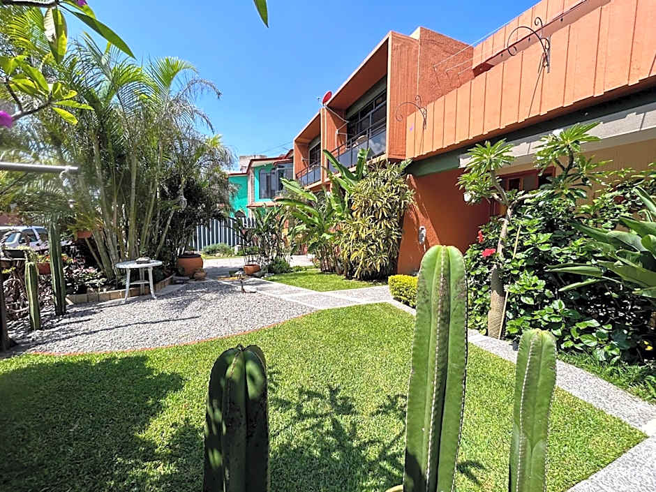 Casa de las Palmas Guest House