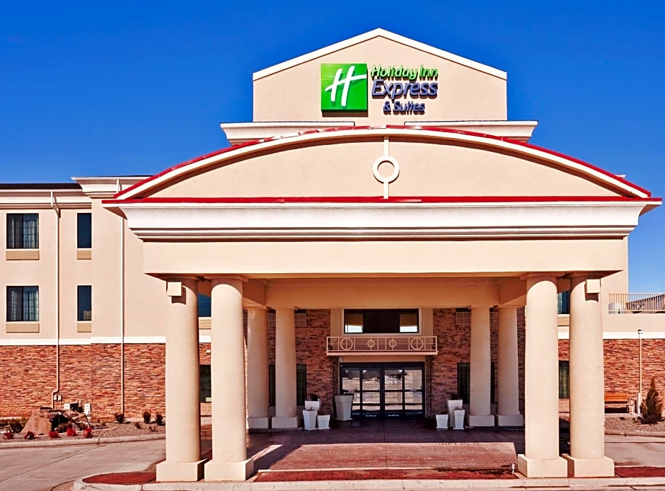 Holiday Inn Express & Suites Clovis By IHG