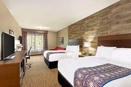 2 Queen Beds Non-Smoking