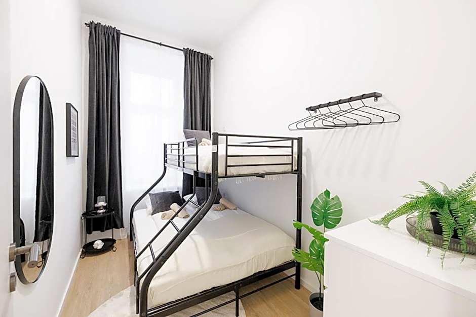 Central City Style Rooms by Home2