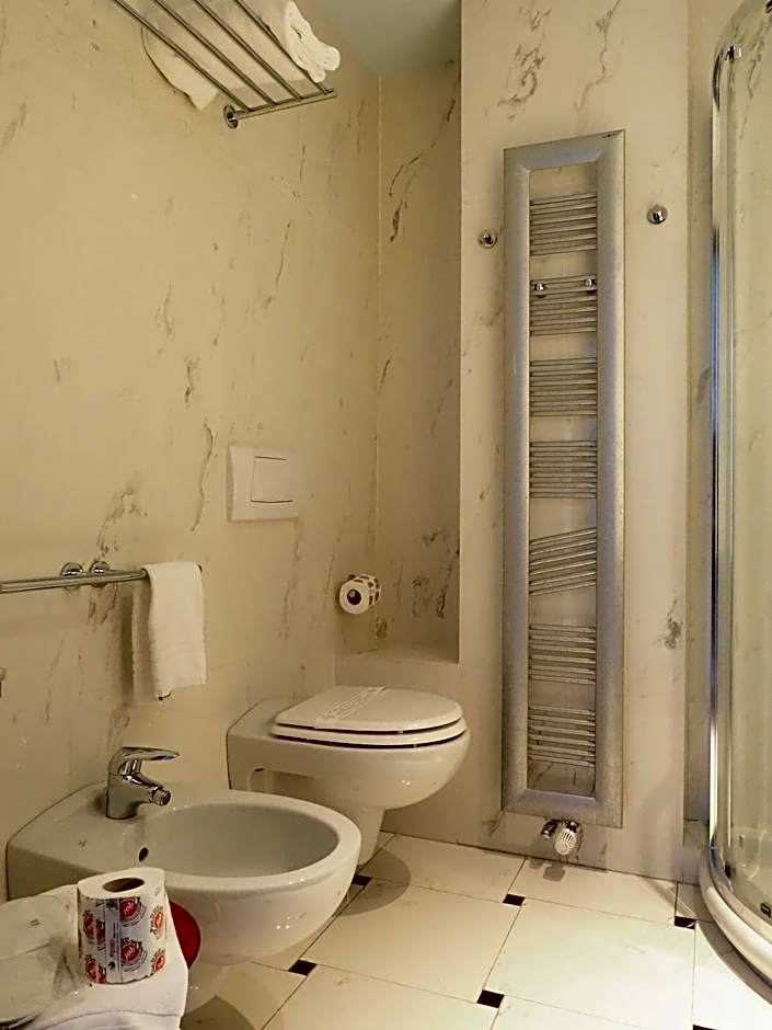 Dado Hotel International