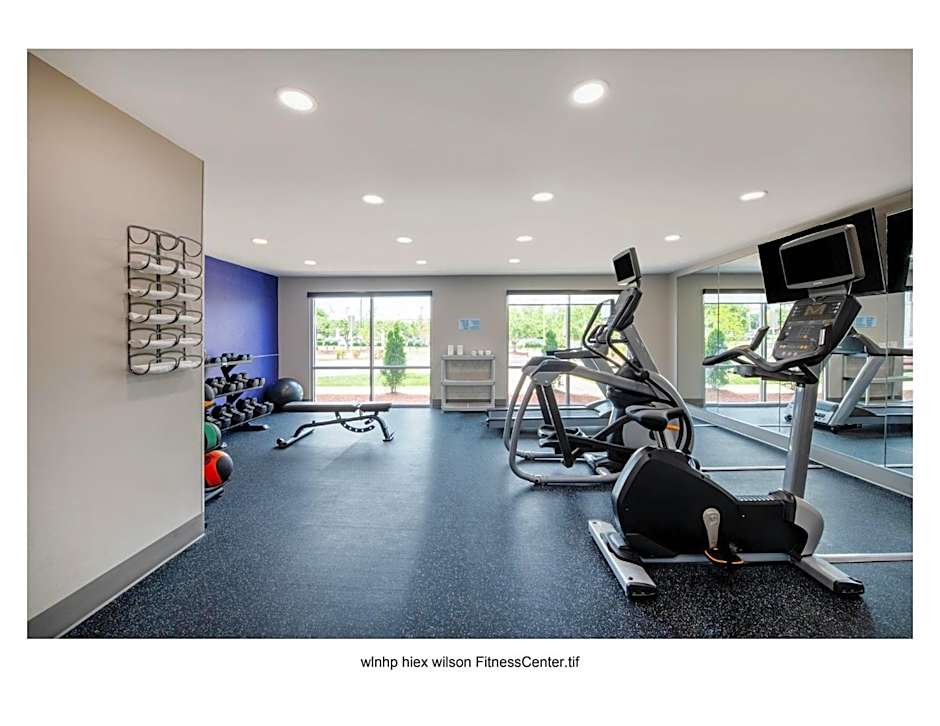 Holiday Inn Express & Suites Wilson I-95 By IHG