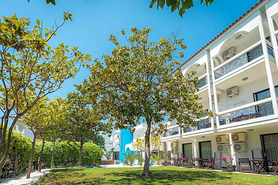 Kamari Beach Hotel