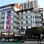New Manhattan Tourist Hotel