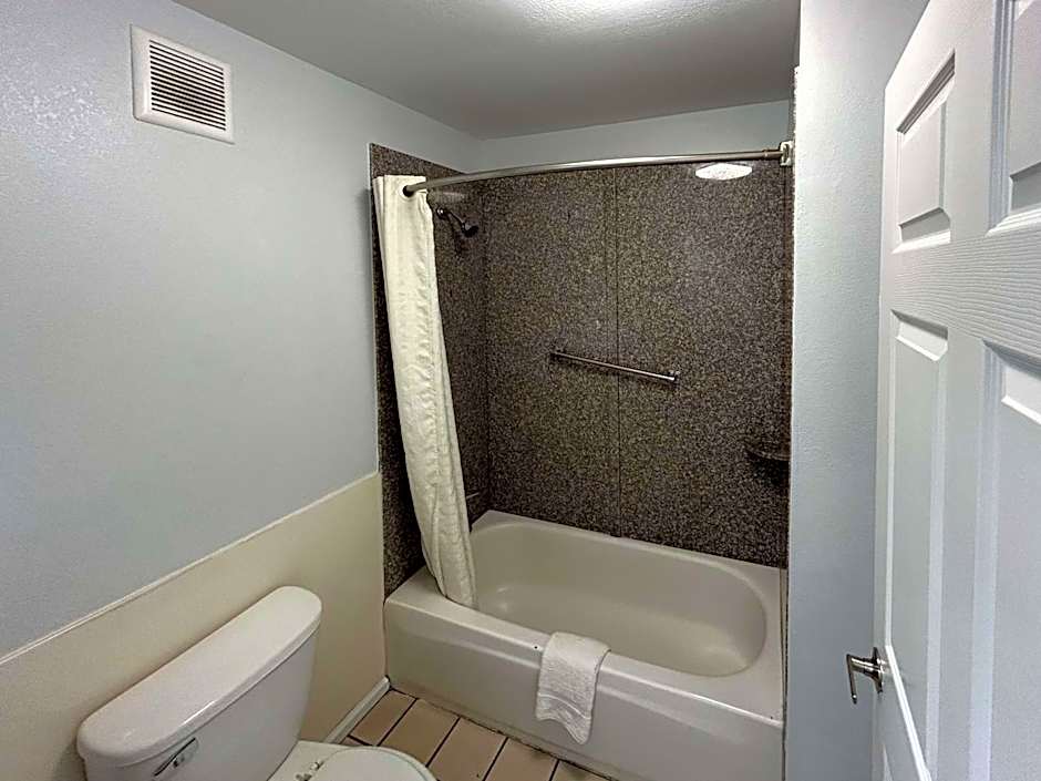 Motel 6 Denham Springs, LA