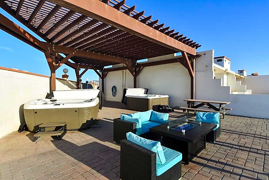 Quinta Pacifica Beachfront Villas