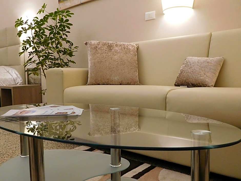 Moonlight HoteleSuites