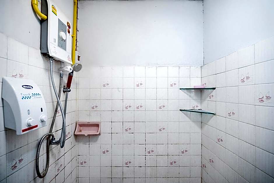 Ali Hostel