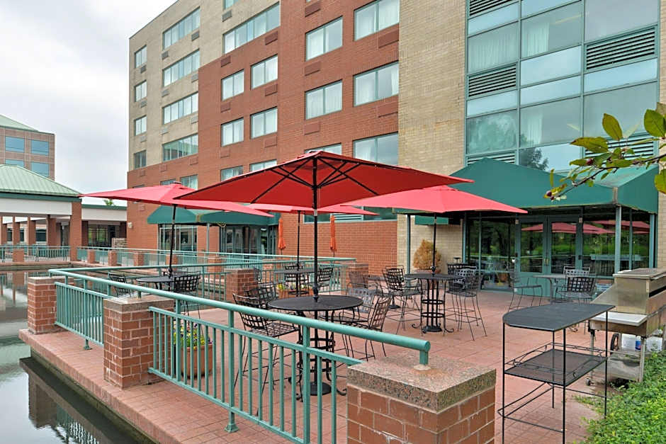 Elimwood Hotel, A Ramada by Wyndham