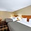 Quality Inn & Suites Des Moines Airport