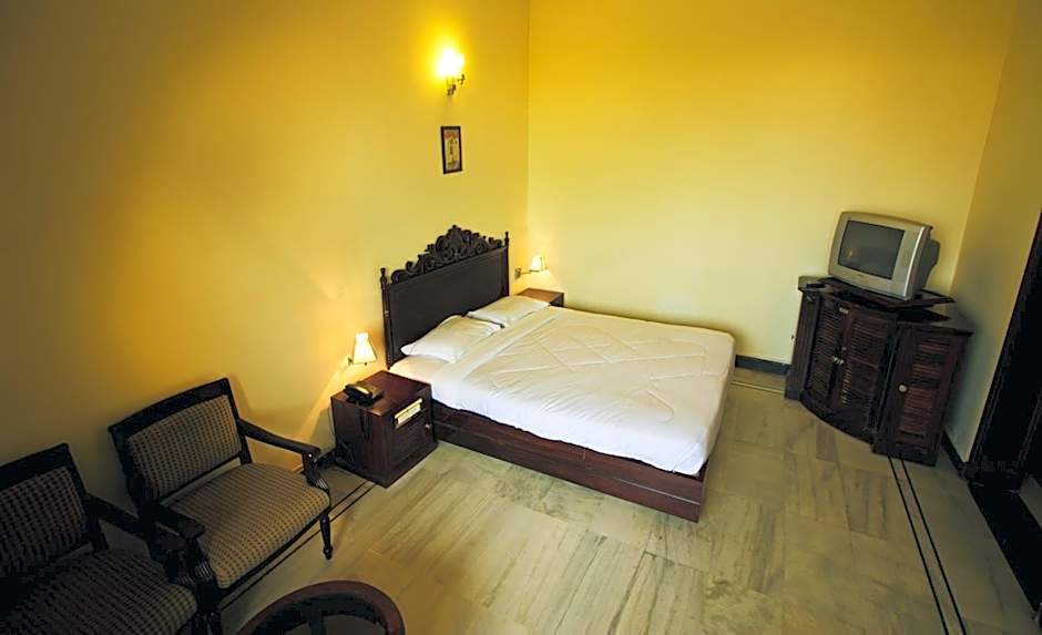 Photo 1 of 4 of Double Room
